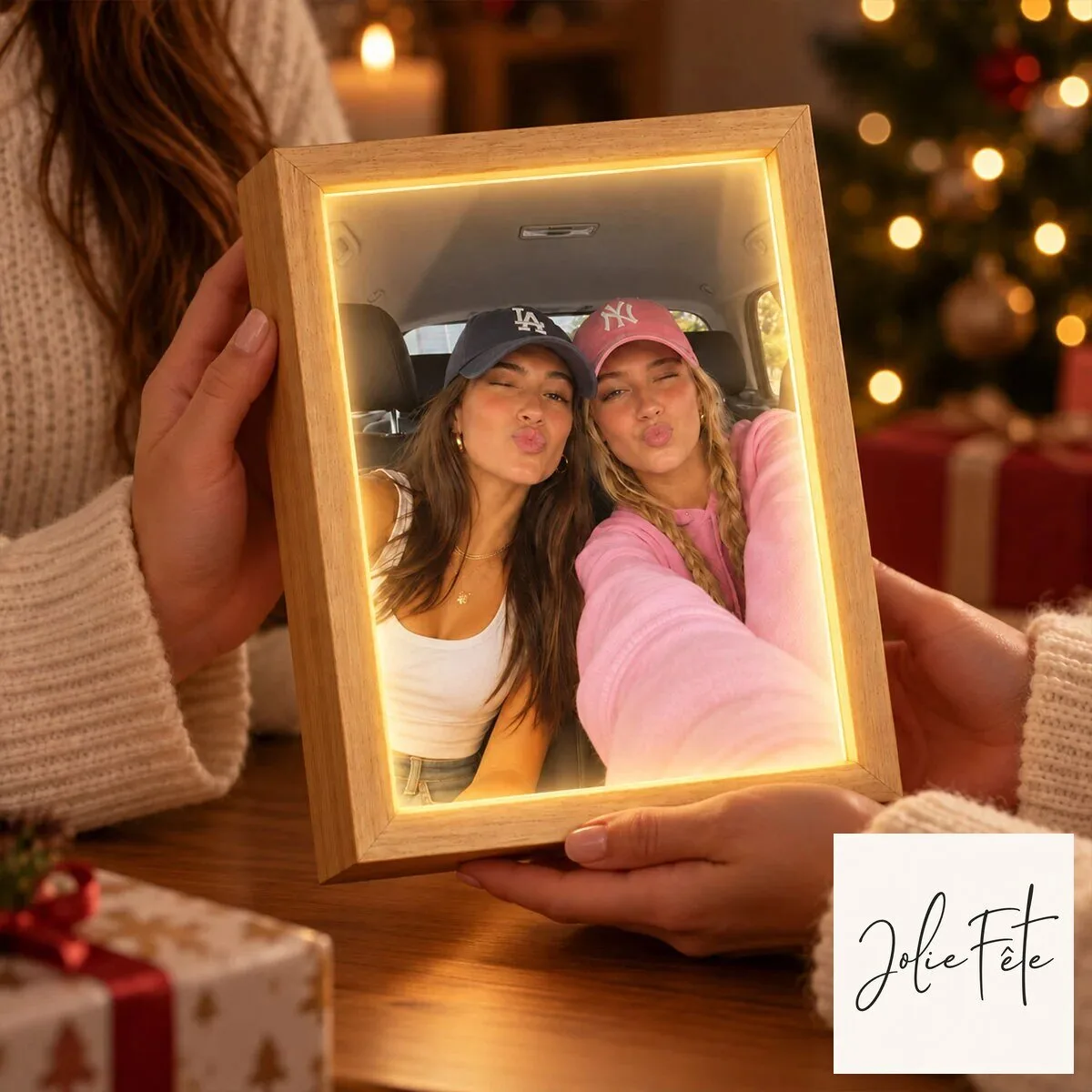 Personalized Custom Photo Mirror Light Box for Best Friends and Sisters 17 Personalized Custom Photo Mirror Light Box for Best Friends and Sisters